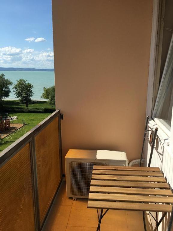Milan Apartmanok Siófok Zewnętrze zdjęcie